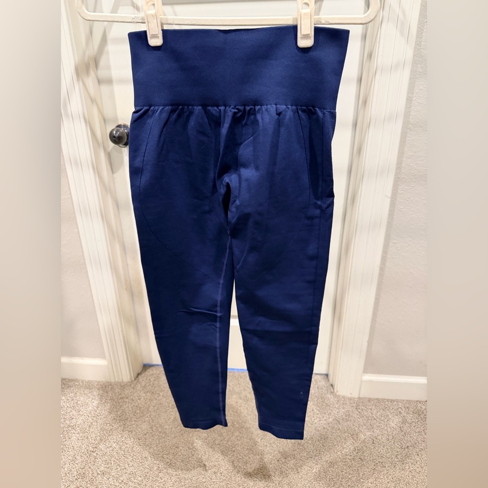 HALARA Leggings Navy Tummy Control Sculpt Booty Scrunch No Front Seam